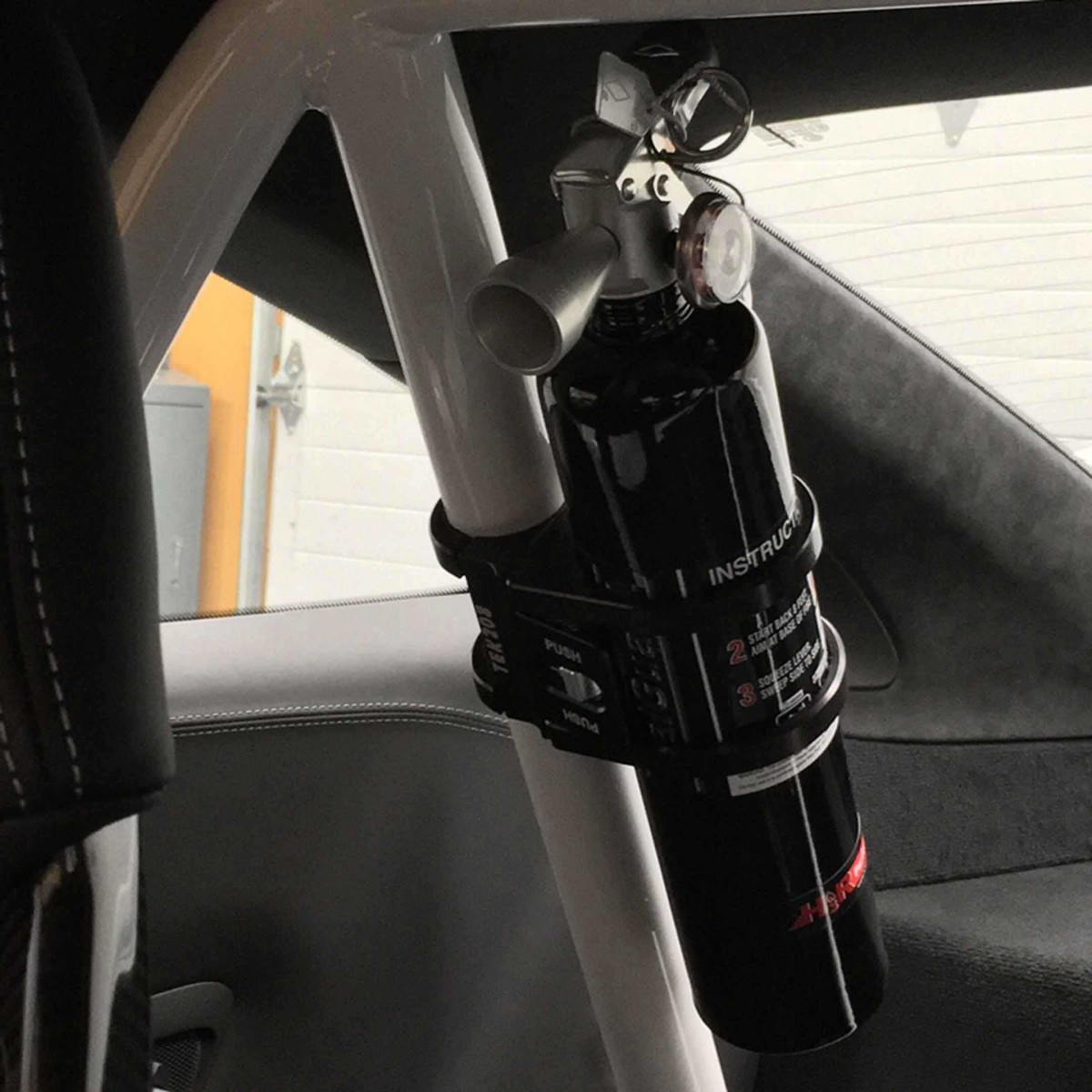 TEK208 Roll Bar Fire Extinguisher Mount